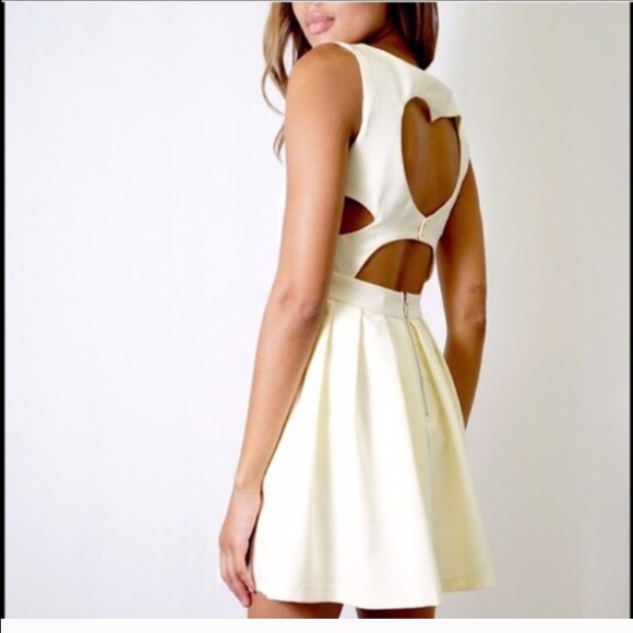 2 LEFT!▪️4x ʜᴘ💕ʜᴇᴀʀᴛ ᴅʀᴇss - Picture 4 of 6