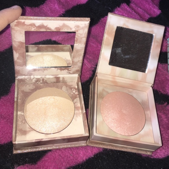 Urban Decay NAKED ILLUMINATED