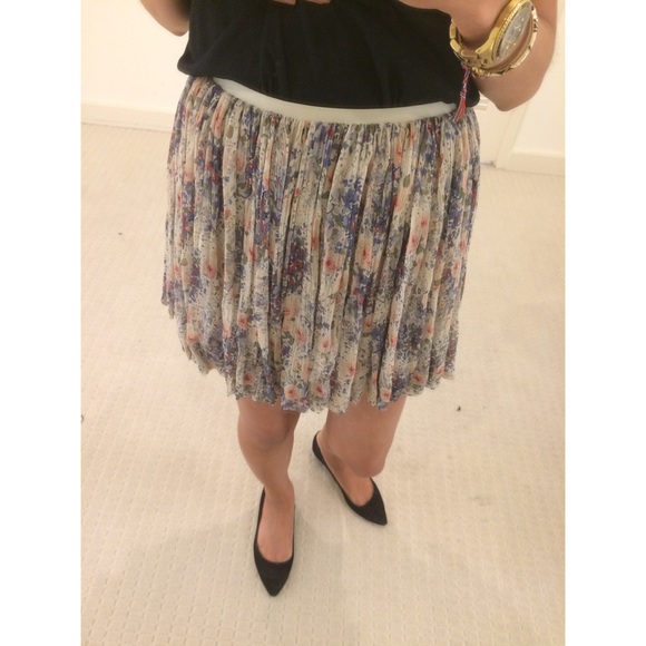 Brand New Joie Floral Skirt