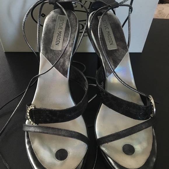 Mischief Black Python Heels - Picture 4 of 4