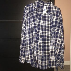 Classic Fit Button-Down Plaid Flannel Shirt