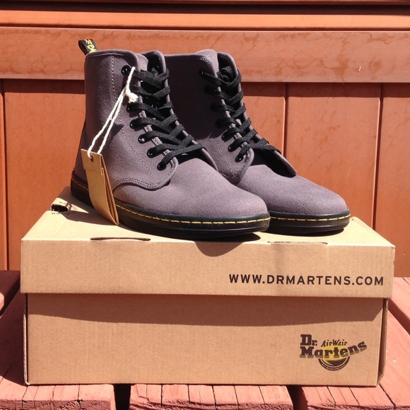 Dr. Martens Canvas Sneaker/ Grey/ Size US Womens 8