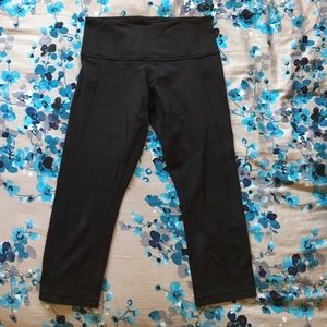 Lululemon crop leggings