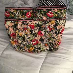 ⚡️⚡️ FLASH SALE ⚡️⚡️Vera Bradley tote