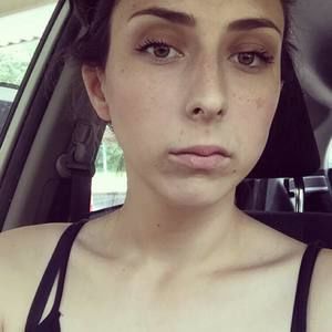 Meet your Posher, Christiana