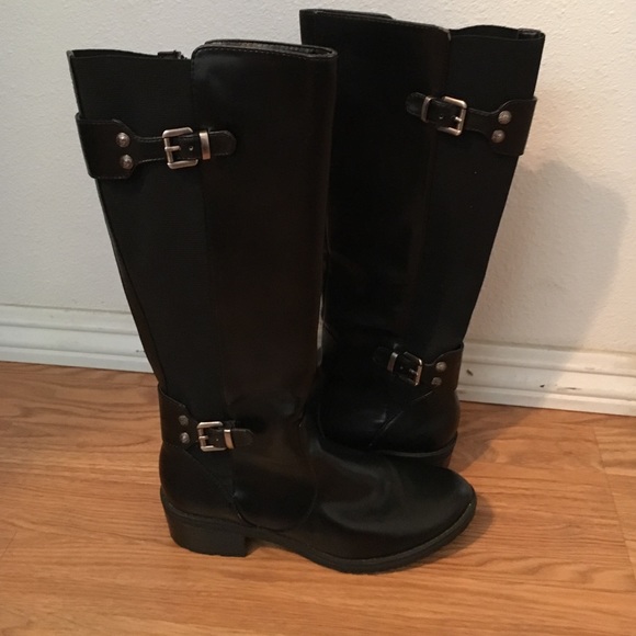 Anne Klein Boots - Picture 2 of 4