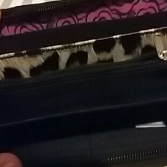 Wallet - Picture 4 of 4