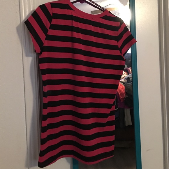 Top - Picture 2 of 3