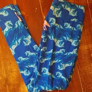 Lularoe buttery soft leggings