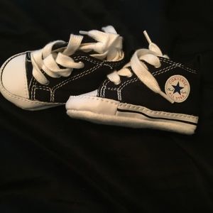 Infant black converse