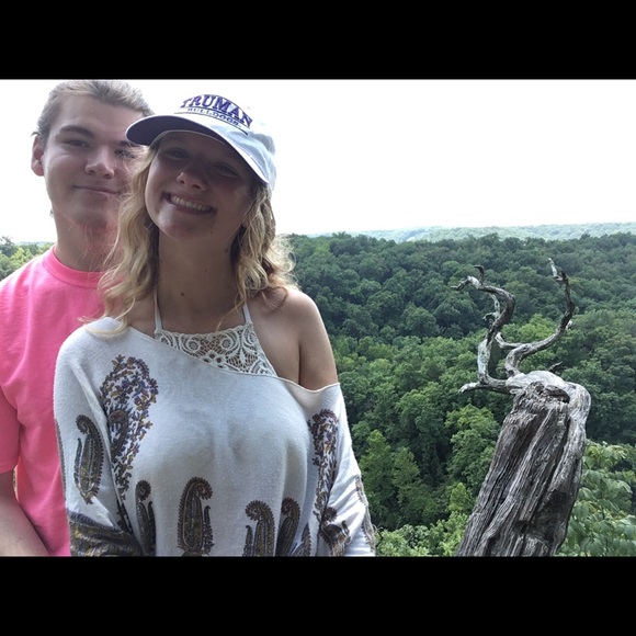 Meet your Posher, Olyvia