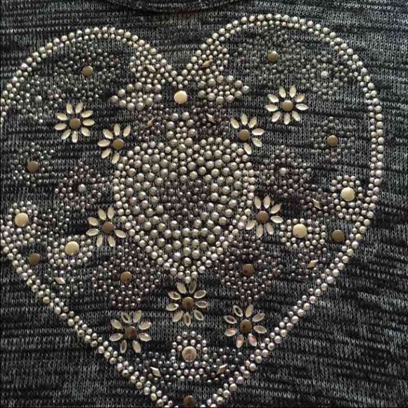 Heart Rhinestone~Sz L~Knit Top - Picture 3 of 3