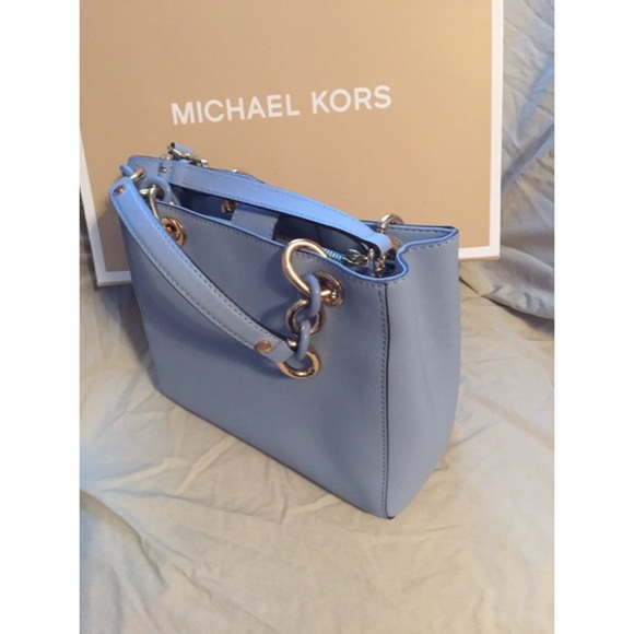 🎉 NWOT MK Light Blue Cynthia Saffiano Bag - Picture 3 of 4