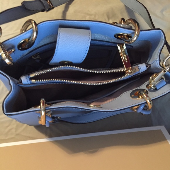 🎉 NWOT MK Light Blue Cynthia Saffiano Bag - Picture 4 of 4
