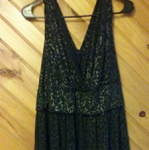 Torrid, size 4, black and gold pattern top