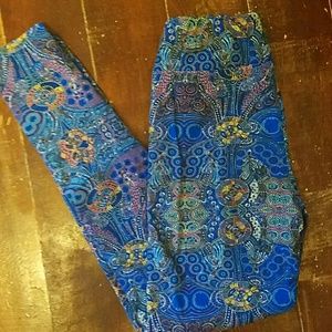 Lularoe buttery soft leggings