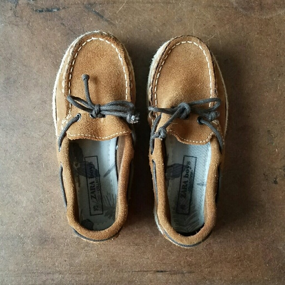 Leather loafer