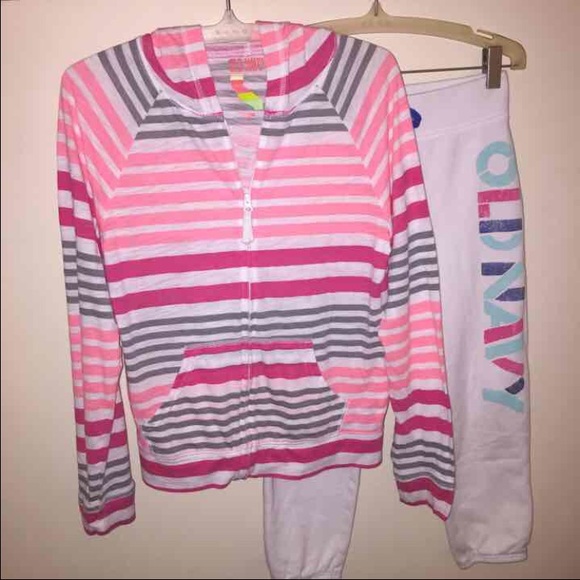New! Sz L~ 2Pc Set