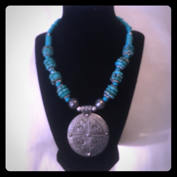 Turquoise and silver vintage necklace.
