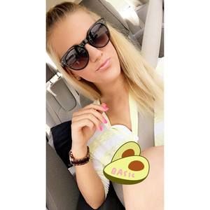 Meet your Posher, Bailey