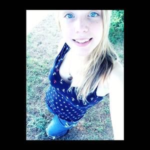 Meet your Posher, Bailey