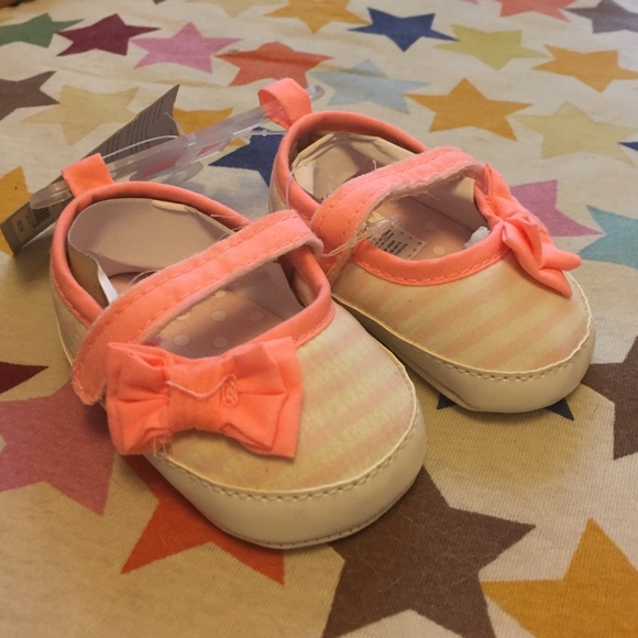 NB Carters Just For You striped tennis shoes - Picture 1 of 4