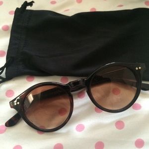 Round tortoise sunglasses