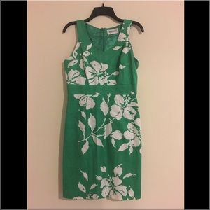 🔷 Final Price 🔷 Green dress with floral pattern