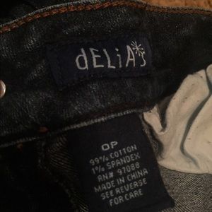 Delia Jeans