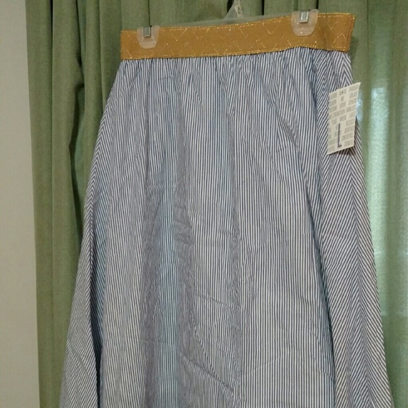 🌼price drop🌼 Lularoe Lola Skirt with tags