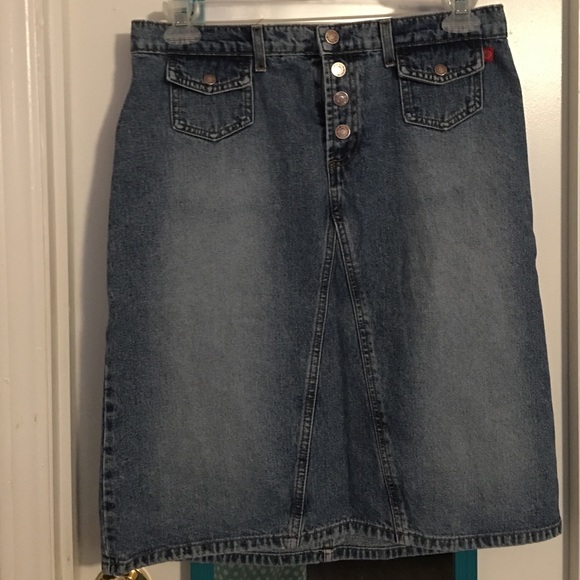 Denim skirt🚫DONATED 🚫