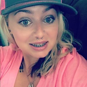 Meet your Posher, Christina