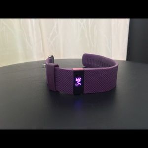 Fitbit Charge HR purple Sz small