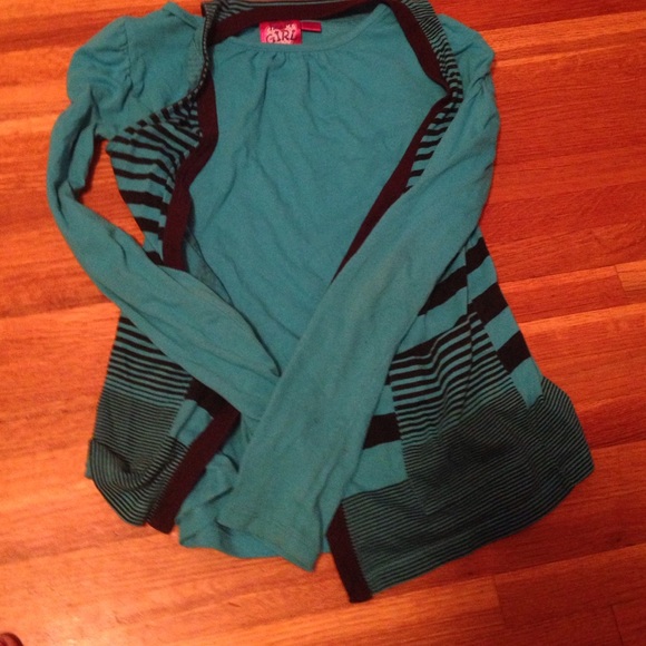 Blue Ls short w/ blue nd black vest (has pockets)