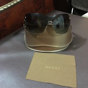 GUCCI sunglasses