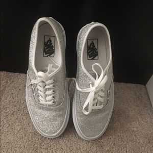 Sparkling silver fashion sneakers