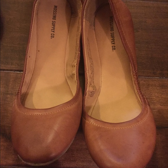 Shoes - Picture 1 of 1