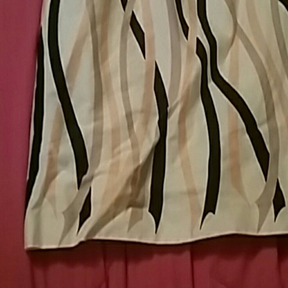 Pik,white, and black dress - Picture 2 of 2