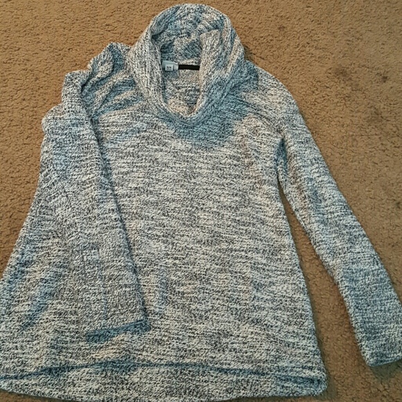 Woman's sweater