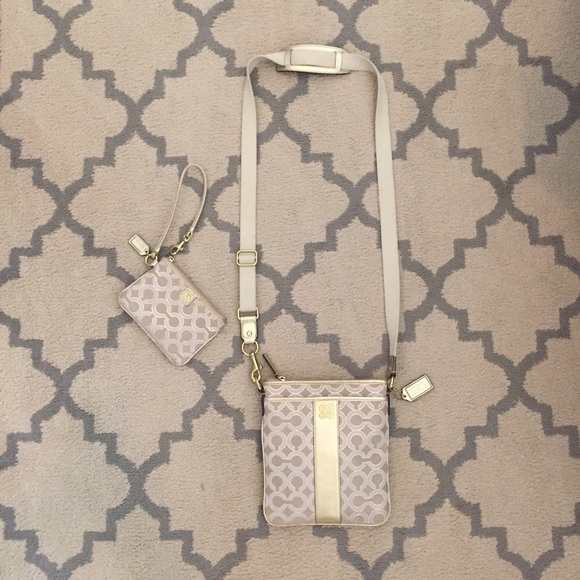 ✨SALE✨COACH BUNDLE