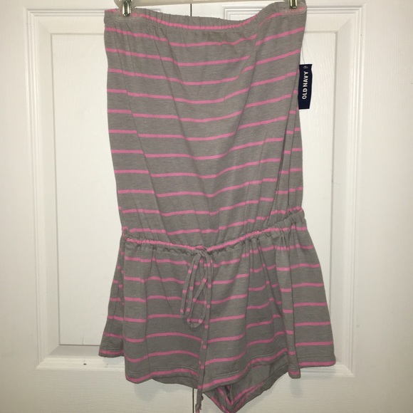 Grey Romper with pink stripes. Ties in the middle