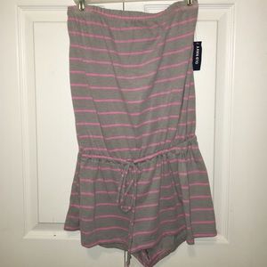Grey Romper with pink stripes. Ties in the middle