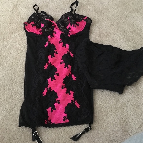 Victoria secret nighty w/panty black and pink