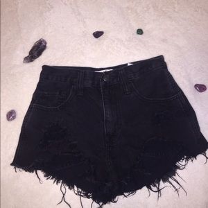 Black Hollister shorts