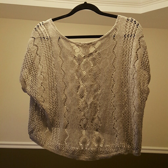 Mudd crochet or knit crop top - Picture 2 of 3