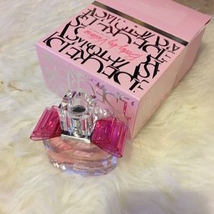 Love your body    Body by Victoria