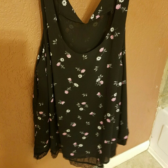 Torrid chiffon floral top