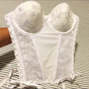 Sexy White Eyelet Corset