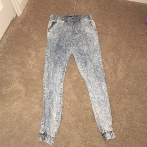 Light washed joggers