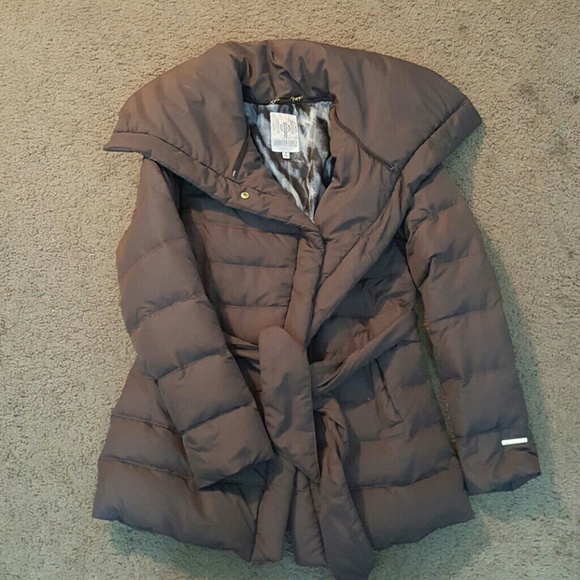 Women's puffer coat